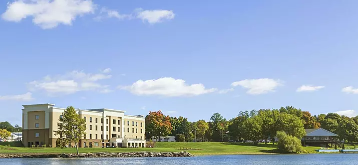Top 10 Hotels Near Keuka Lake, New York