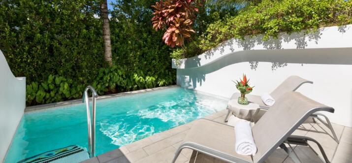 swim up suites in florida