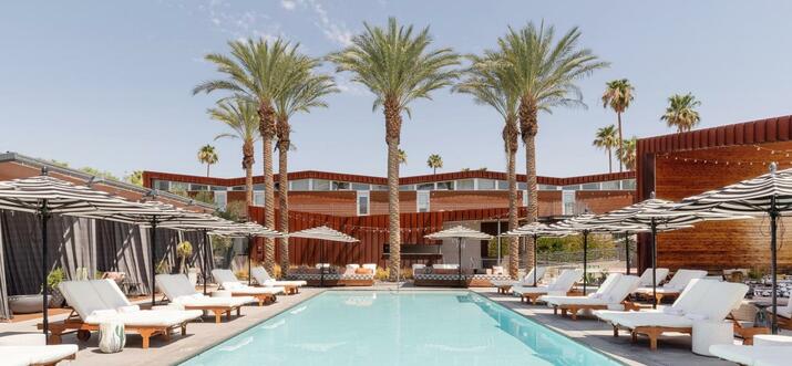 luxury hotels palm springs