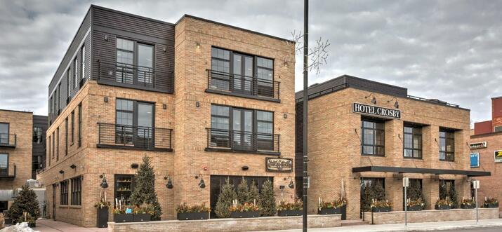 kid friendly hotels mn
