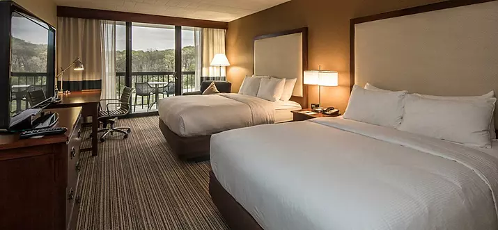 Top 4 Hotels With Balcony Near Pittsburgh, Pennsylvania - Updated 2025