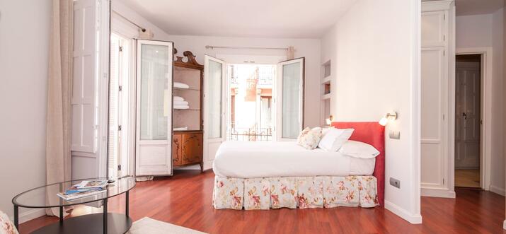 airbnb madrid puerta del sol