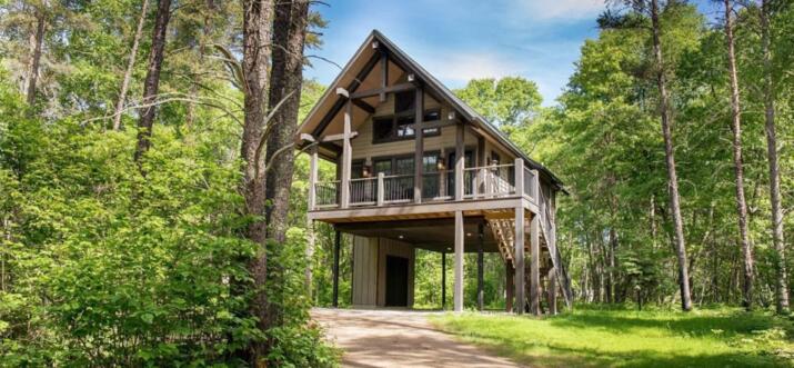 mn treehouse rental