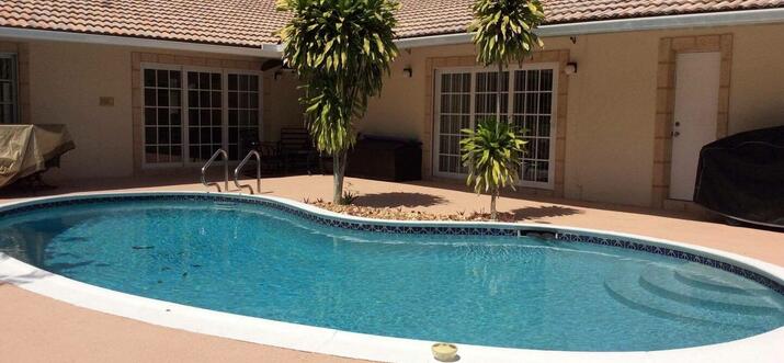 airbnb coral springs