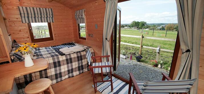 7 Best Glamping Spots Near Three Cliffs Bay, UK