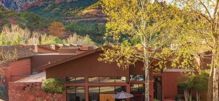 yoga retreat in sedona