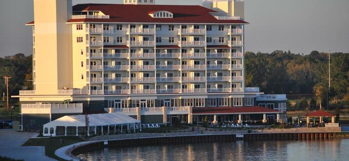 honeymoon resorts in michigan
