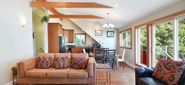 beach house in canada