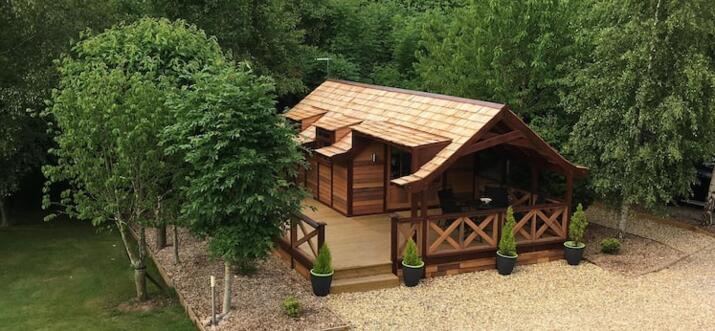 log cabins in bath