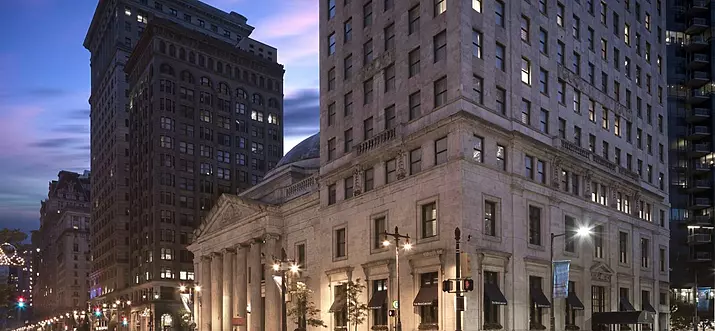 10 Handpicked Hotels To Stay In Philadelphia, Pennsylvania