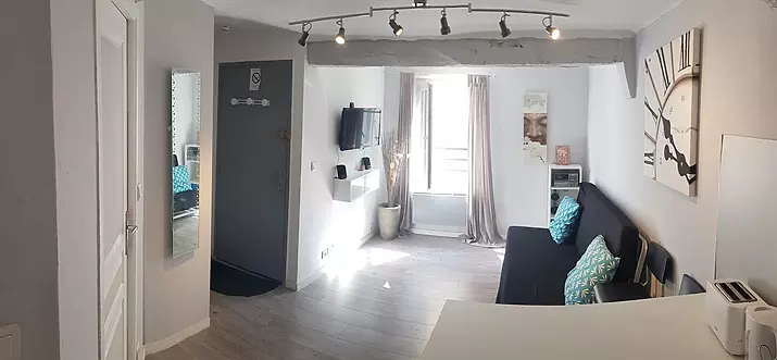10 Handpicked Airbnb Vacation Rentals In Valbonne, France