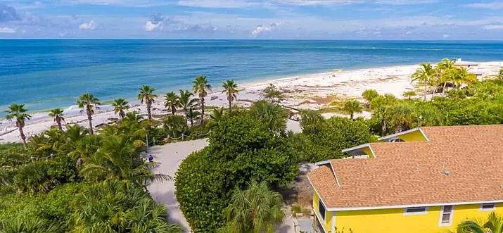 Top 10 Beachfront Airbnbs In The USA