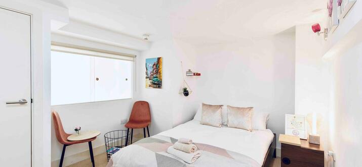 airbnb woolwich