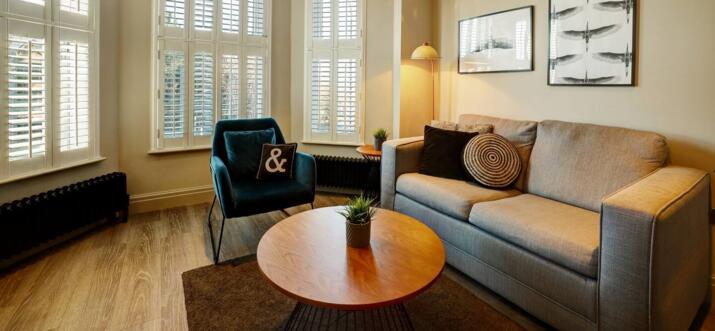 Top 10 Best Airbnb Vacation Rentals In Altrincham, UK