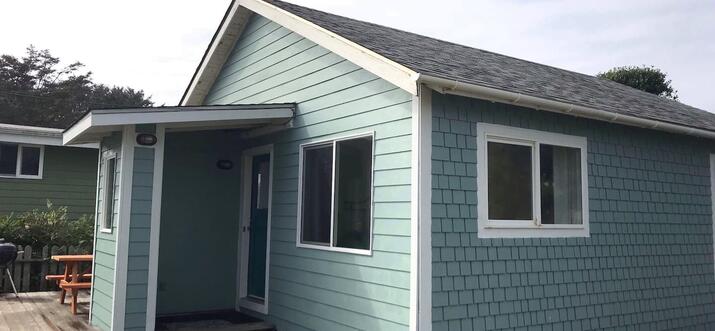 airbnb yachats pet friendly