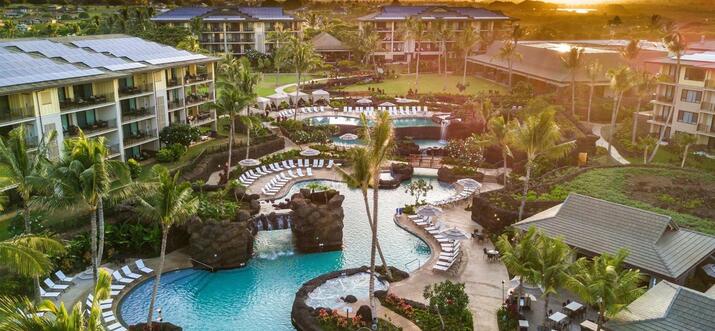 hawaii hotel with water park
