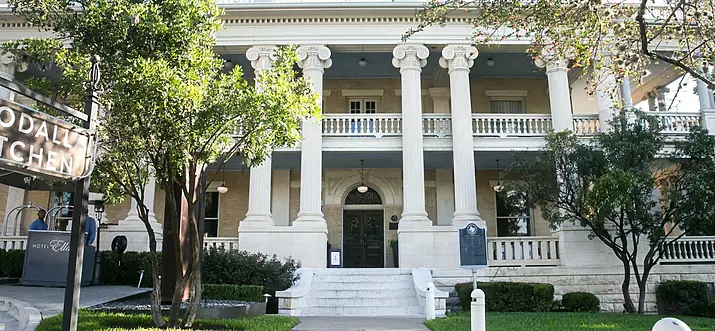 6 Best Historic Hotels In Austin, Texas
