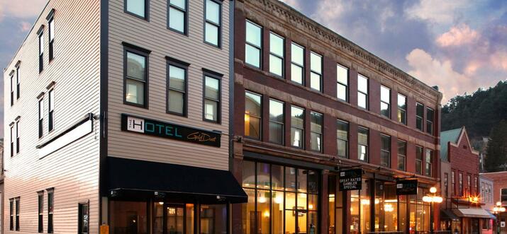 historic hotels deadwood sd