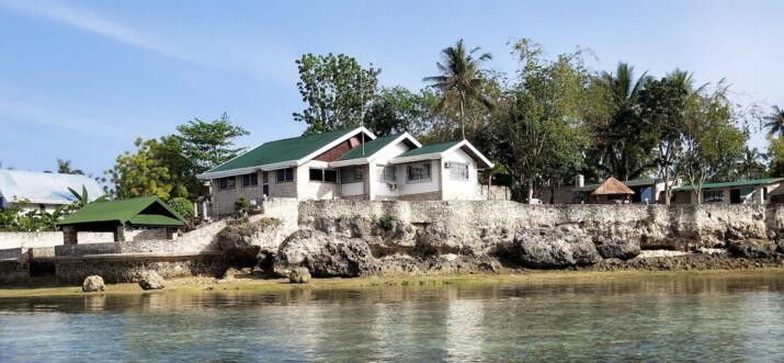 airbnb moalboal