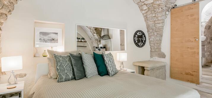 airbnb bonnieux