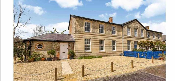 airbnb warminster