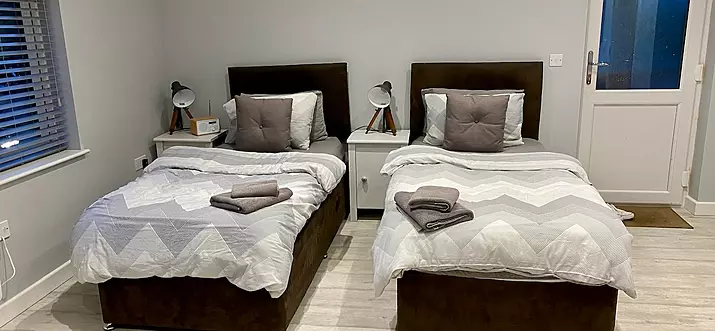 10 Handpicked Airbnb Vacation Rentals In Didcot, UK
