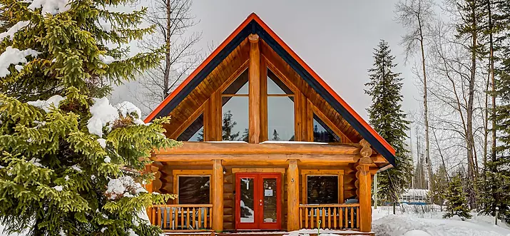 8 Handpicked Cabin Rentals Near Lake Louise, Canada