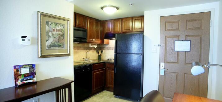 2 bedroom hotel suites indianapolis