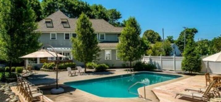 mansion rental massachusetts