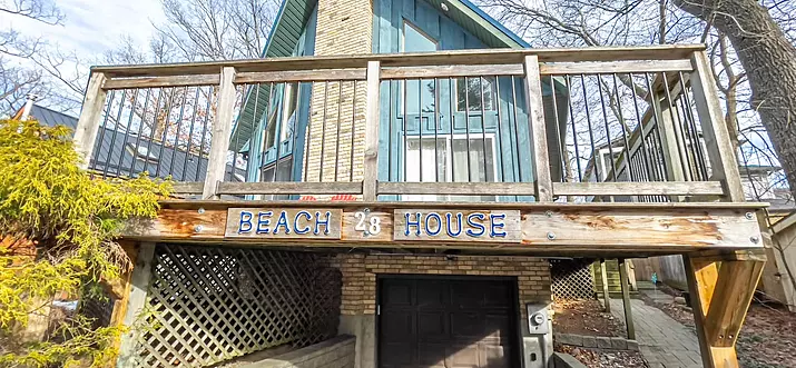Top 10 Airbnb Vacation Rentals In Grand Bend, Canada