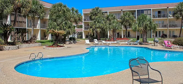 12 Best Airbnbs With Pool In Biloxi, Mississippi