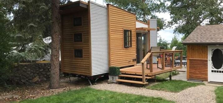 airbnb regina beach