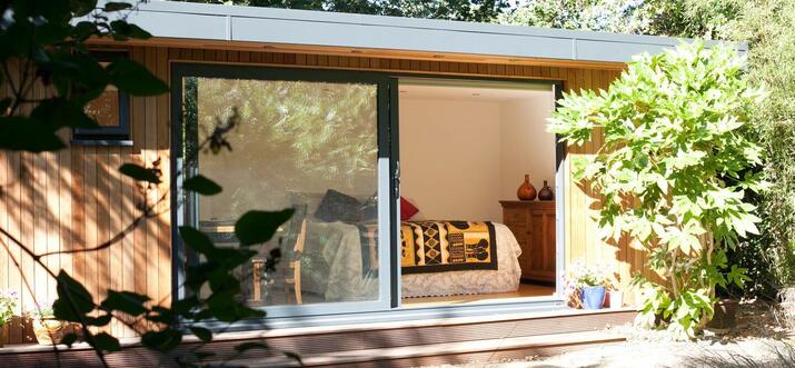 Top 8 Cabins In London, UK