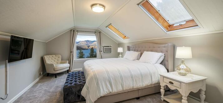 lake chelan vacation rentals with private pool