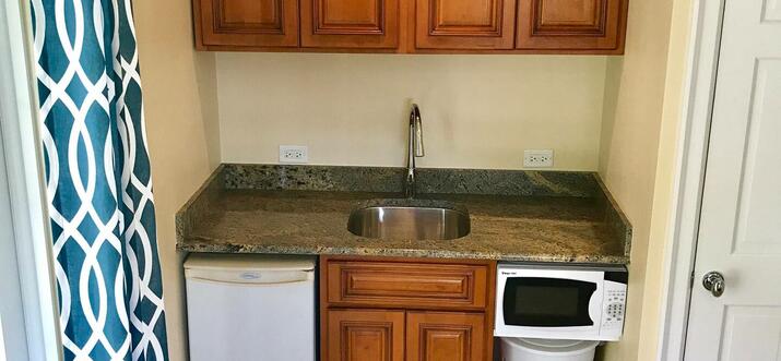 bermuda vacation rentals with pool