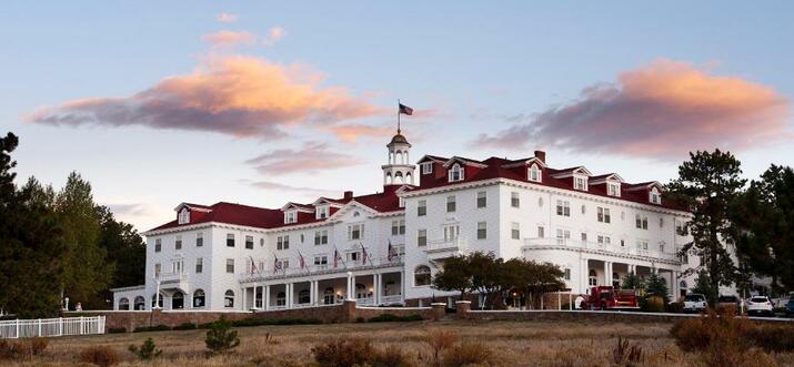 historic hotels in estes park