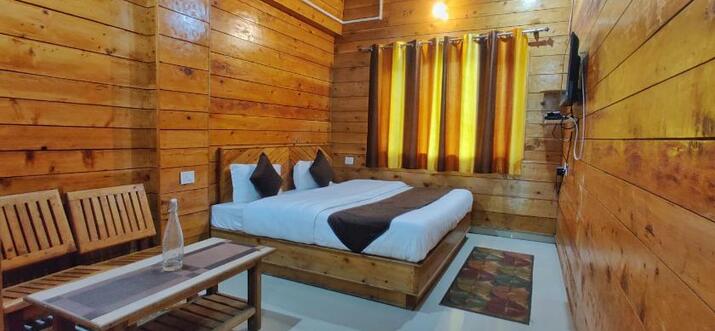 chakrata hotels