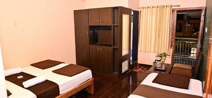 murudeshwar hotels