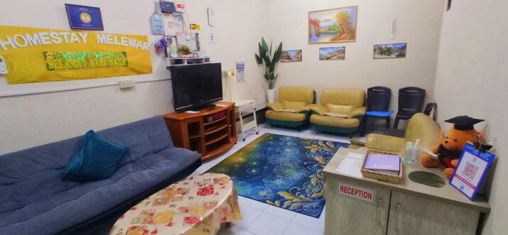 homestay parit raja