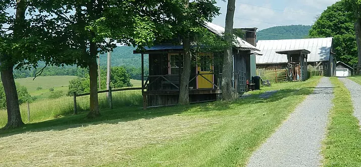 9 Handpicked Cabin Rentals Near Lewisburg, West Virginia