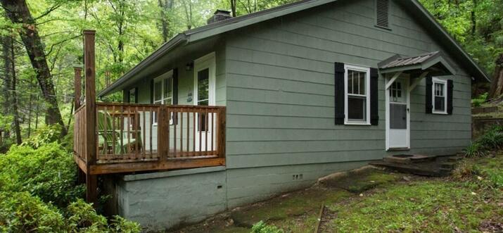 chimney rock cabin rentals pet friendly