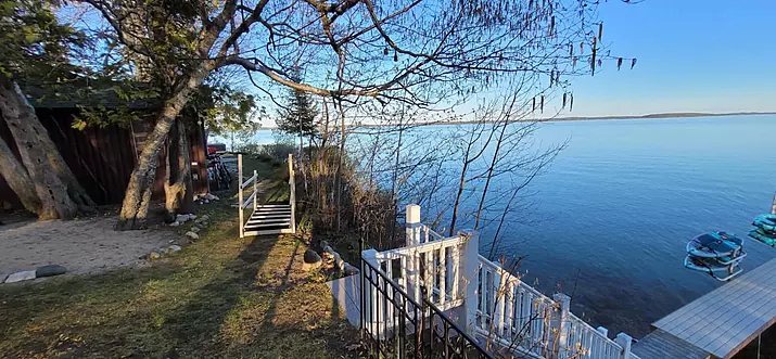10 Best Cabins With Hot Tub Near Traverse City, Michigan