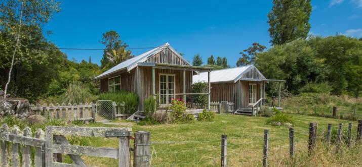 2 Handpicked Cabin Rentals In Gisborne, New Zealand