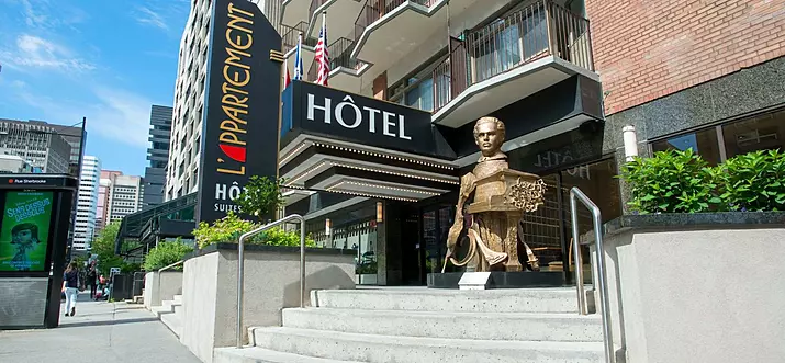 12 Best Pet-Friendly Hotels In Montreal, Canada
