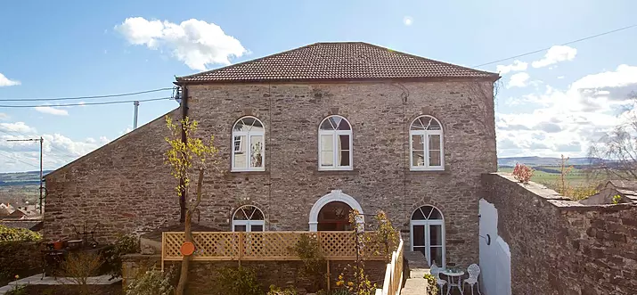 10 Handpicked Airbnb Vacation Rentals In Leyburn, UK