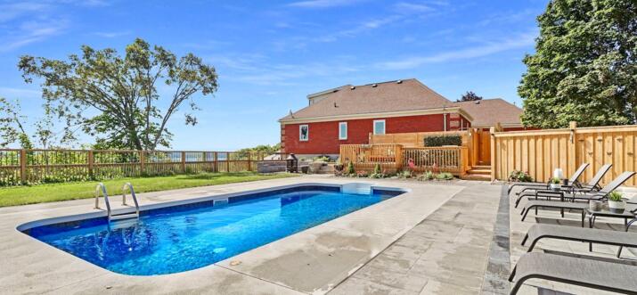 10 Best Airbnbs With Pool In Prince Edward County, Canada - Updated ...