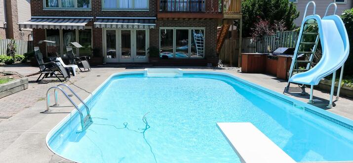 airbnb mississauga with pool