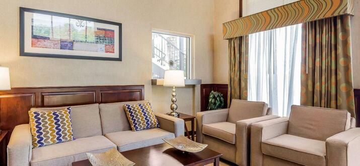 hotels in sevierville tn with indoor pool