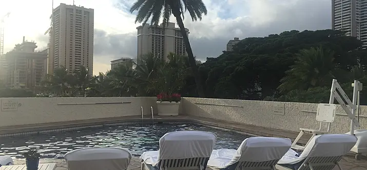 Feel The Antique Style Of Aloha At The Luana Waikiki Hotel  