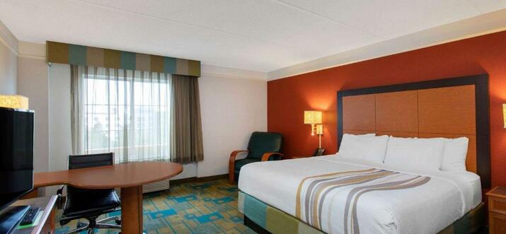 early check-in hotels jacksonville fl